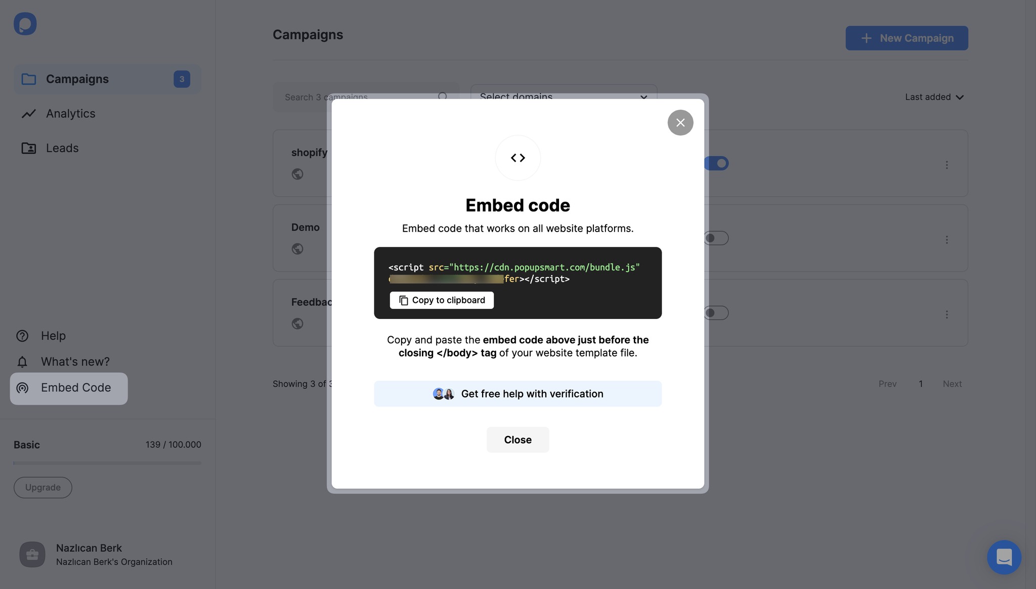 getting the embed code from popupsmart